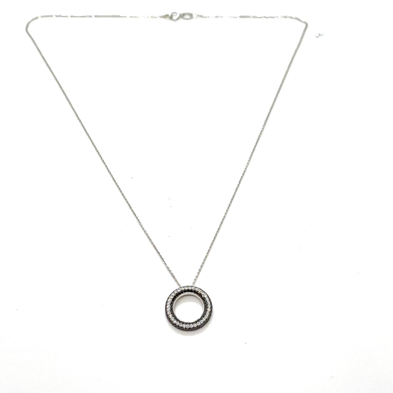 Penjoll Cercle Etern d’Or Blanc de 18 kt amb Diamants Naturals Blancs 0,17ct  i Negres – 0,27 ct · 2