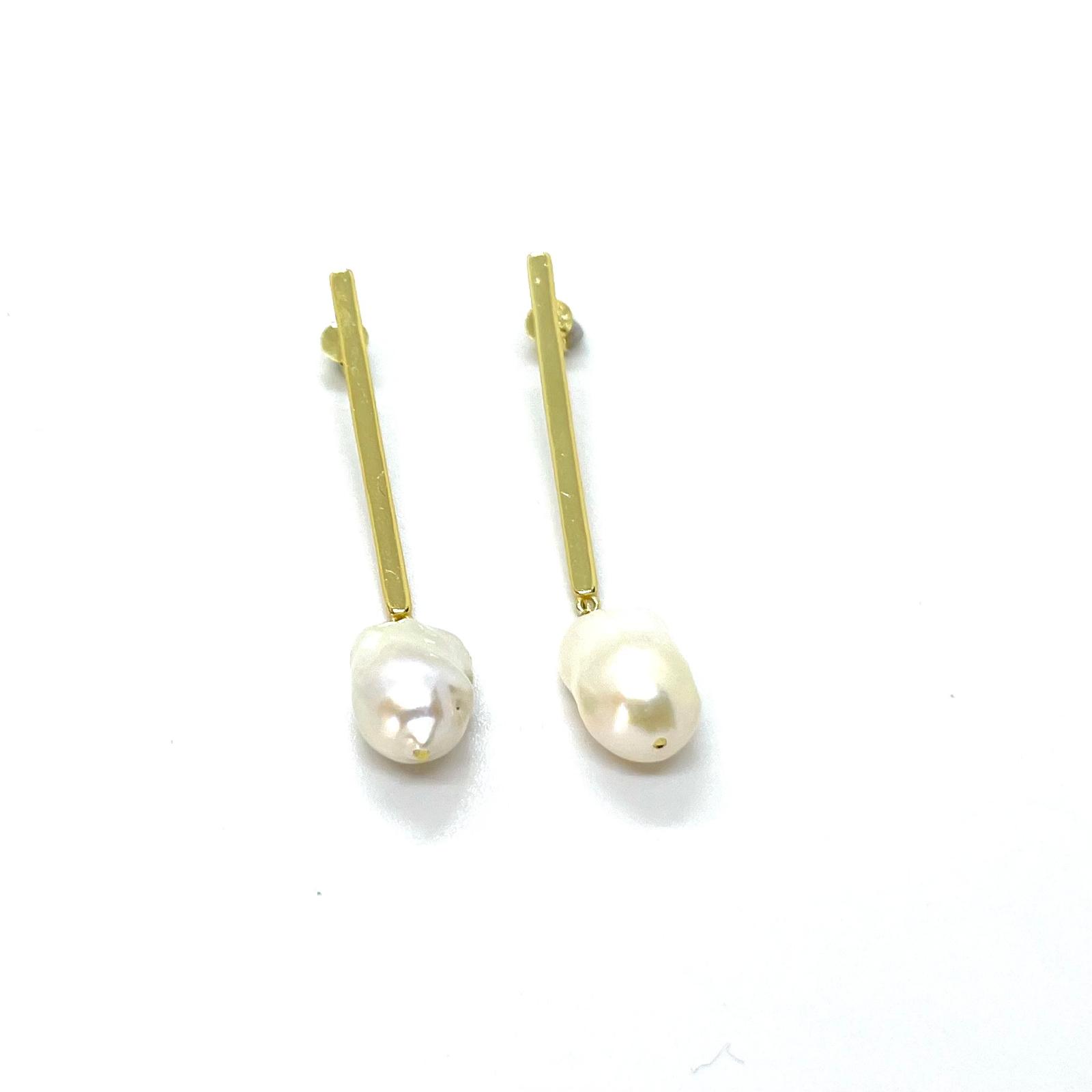Arracades Bruna – Plata de Llei amb Bany d’Or de 18 kt i Perla Barroca