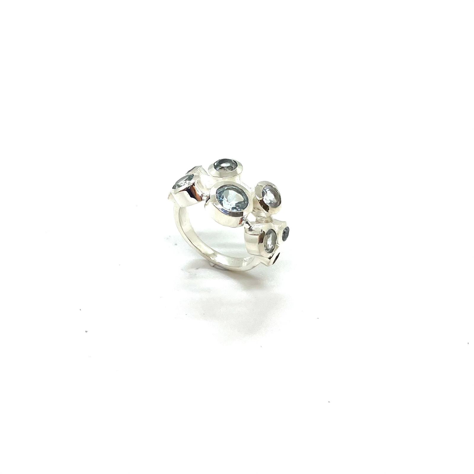 Anell «Cel Blau» – Plata de Llei 925 amb Topacis Blaus