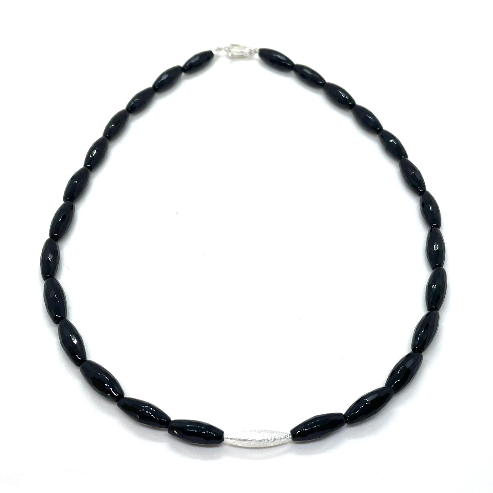 Collar Atzur – Ònix natural i plata amb bany d’or de 18 quirats · 3